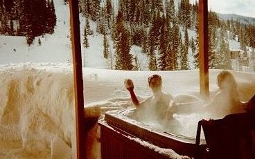 hottub2.jpg - 27.9 K