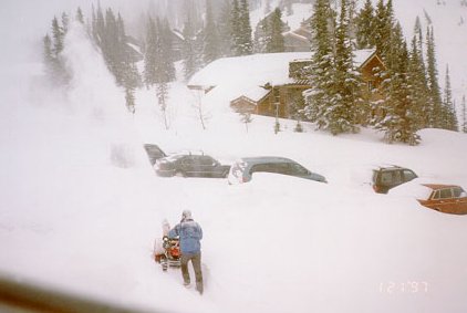 snowblw.jpg- 20.9k